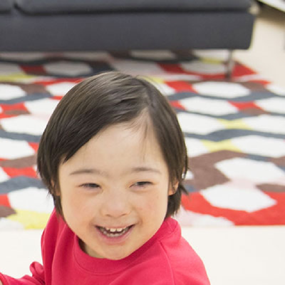 講座中の子どもの笑顔